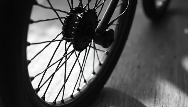 Sprockets and Tyres: 6 Costly Ways They Wreck Speed Accuracy