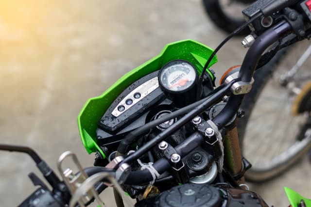 Motorcycle Speedometer Accuracy: 5 Alarming Reasons It’s Wrong